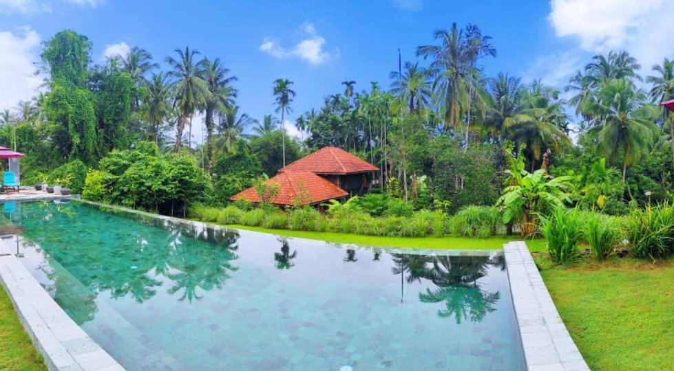 パンタイ・サナング S'Ekar Pinang Langkawi Bed & Breakfast エクステリア 写真
